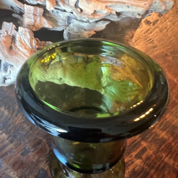 Vintage 70’s Olive Green Pedestal Vase - Picture 5 of 8